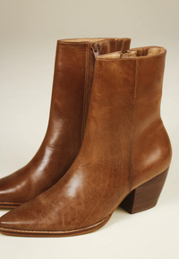 Caty Boot in Vintage Tan