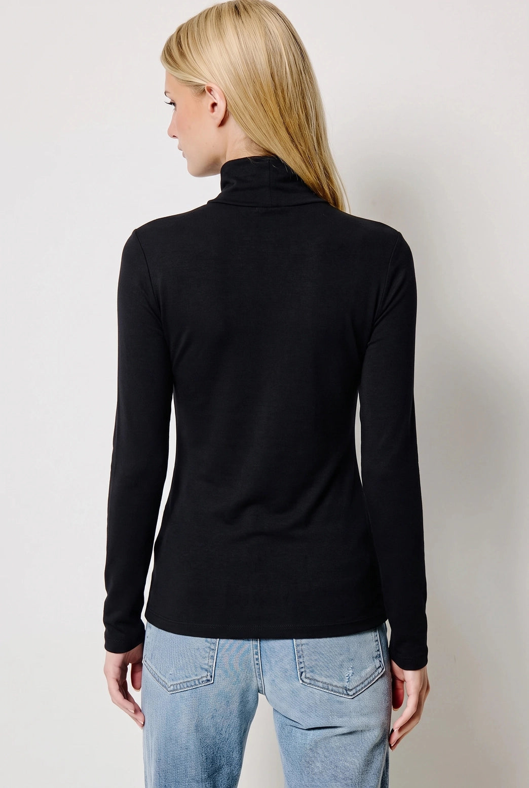 Turtleneck Long Sleeve Fitted Tissue Tee