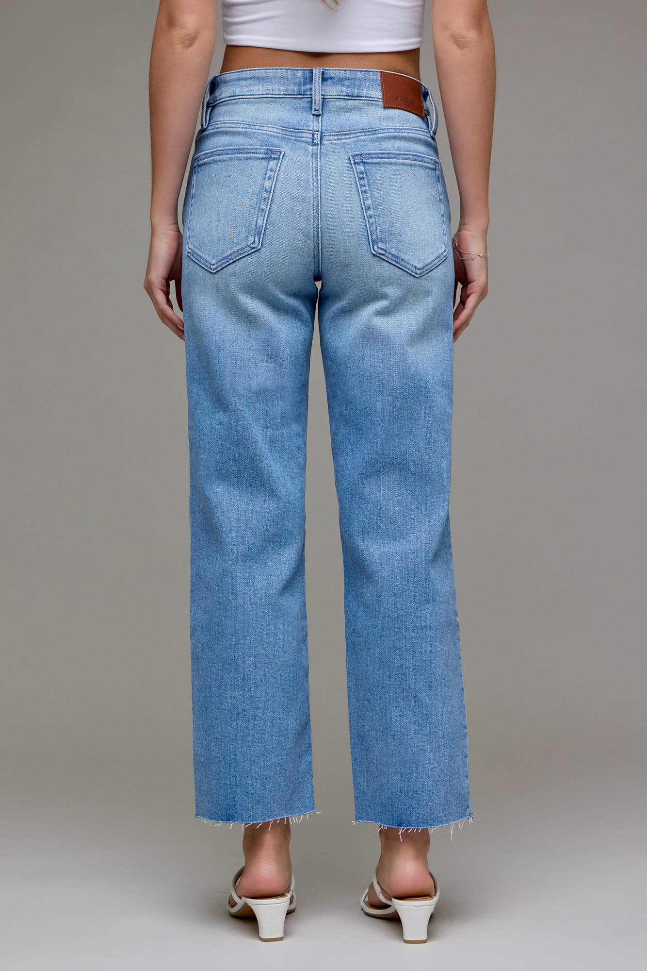 Ella Medium Wash Mid Rise Stretch Cropped Classic Straight
