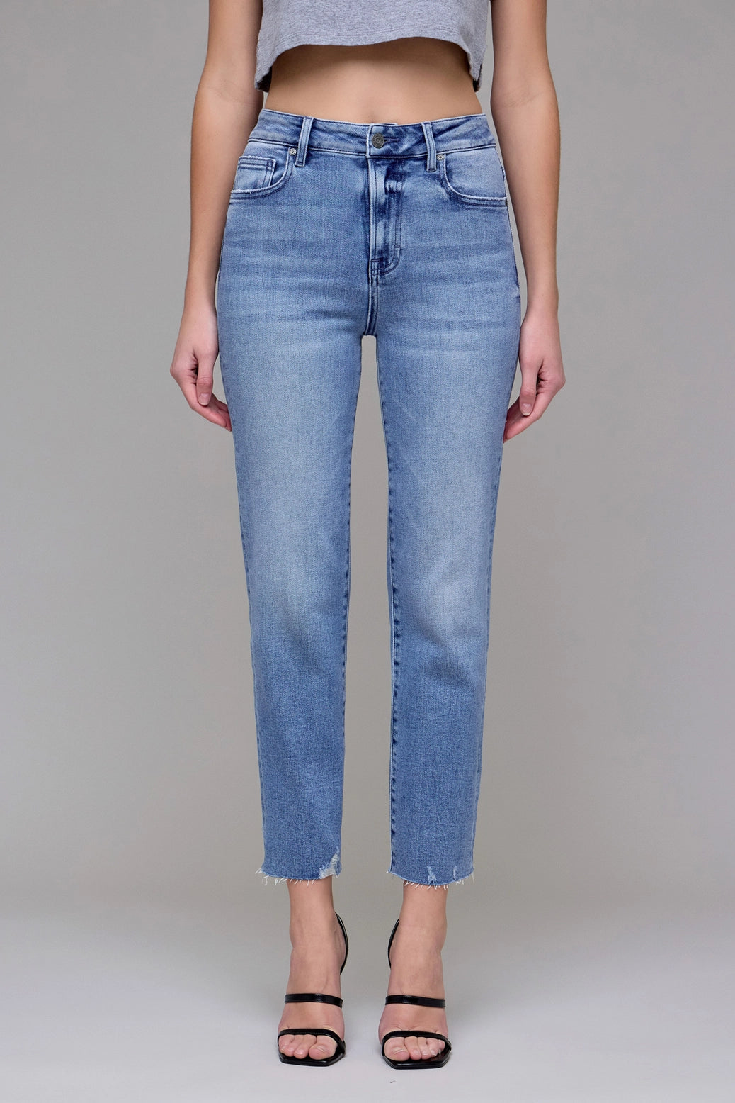 Medium Wash Clean Cropped Straight