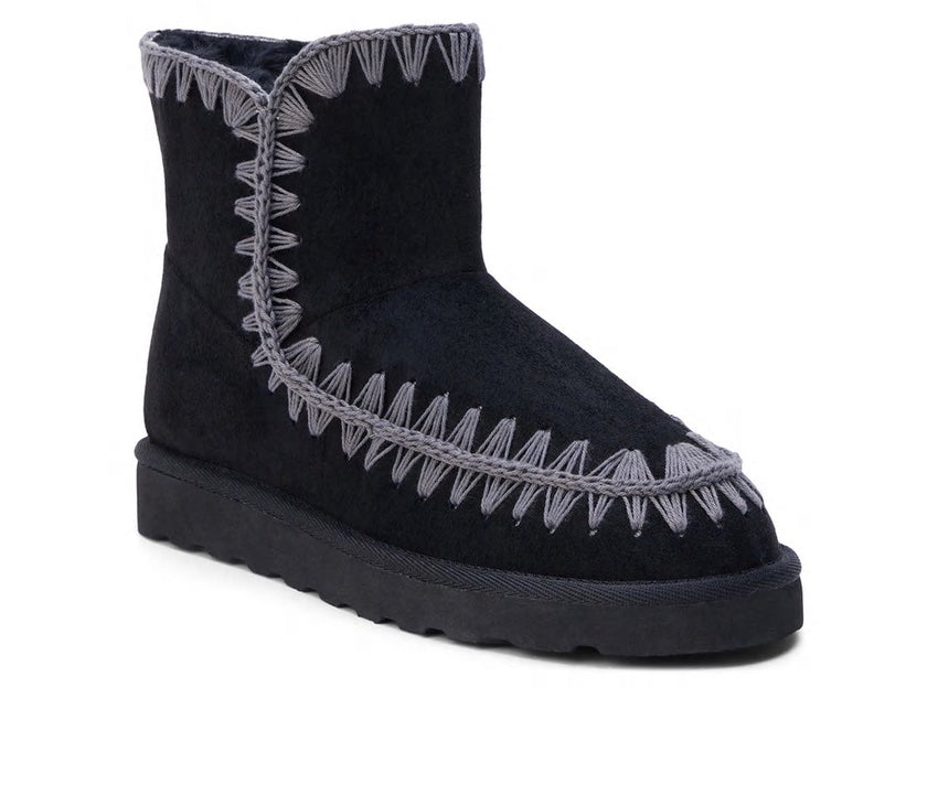 Tahoe Slip on Slipper/Boots by Matisse