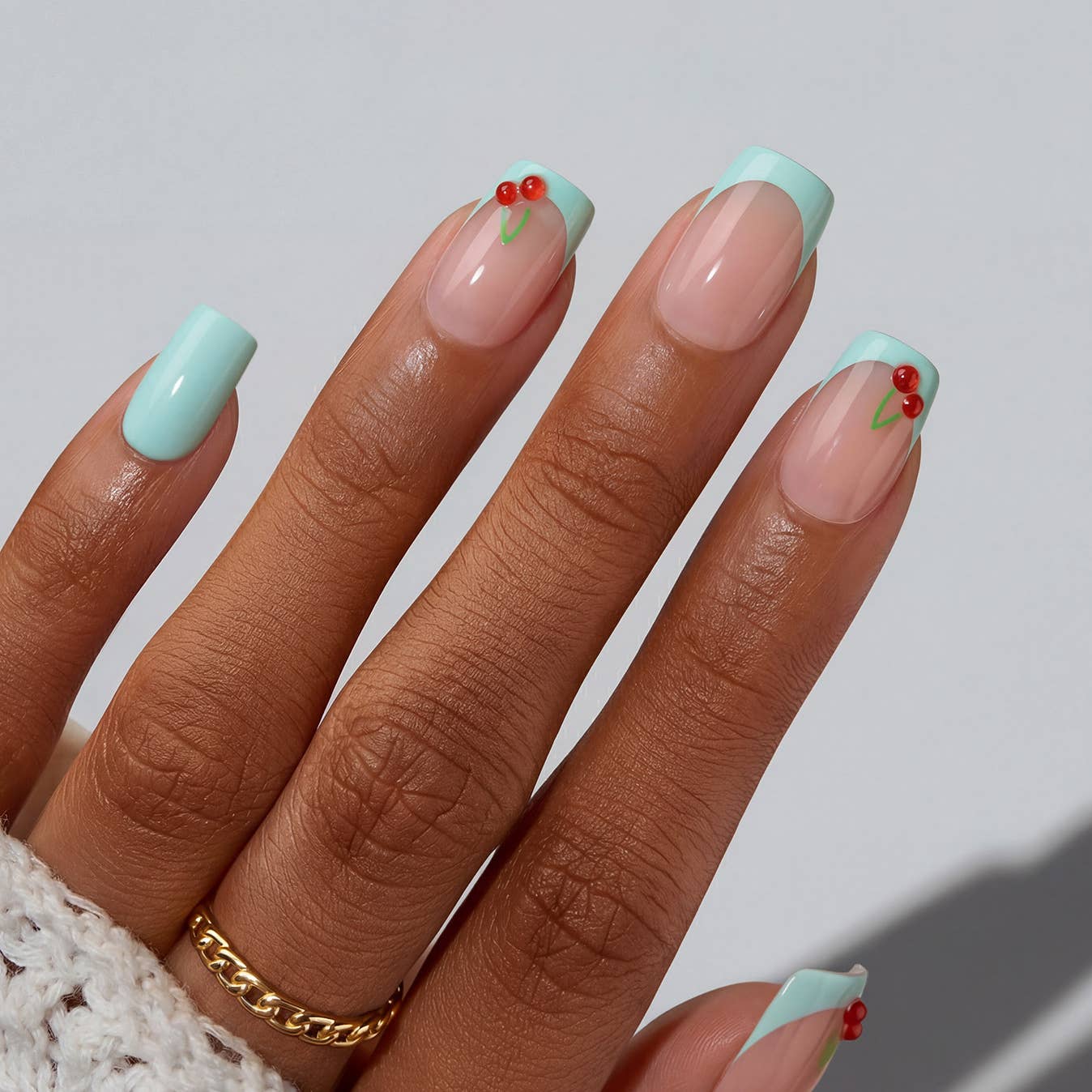 Yellow French Press On Nails - Short Square Nails Wholesale: Meadow Daisy