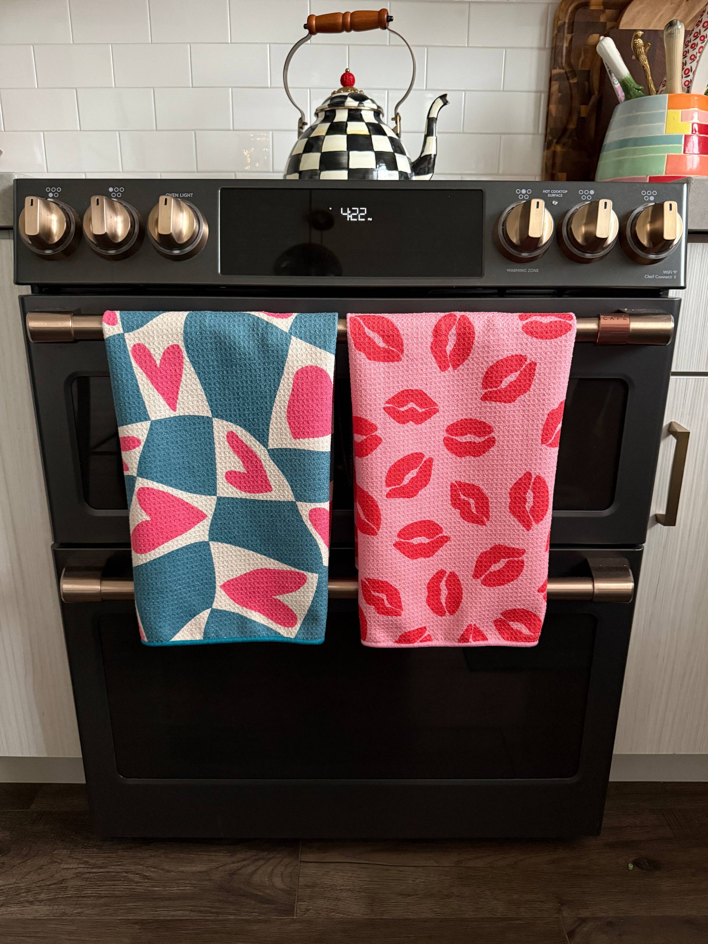 Lipstick: Double-Sided Hand Towel: Light Pink / 17x27 in / Hand Towel