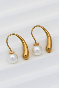 Teardrop Pearl Earrings