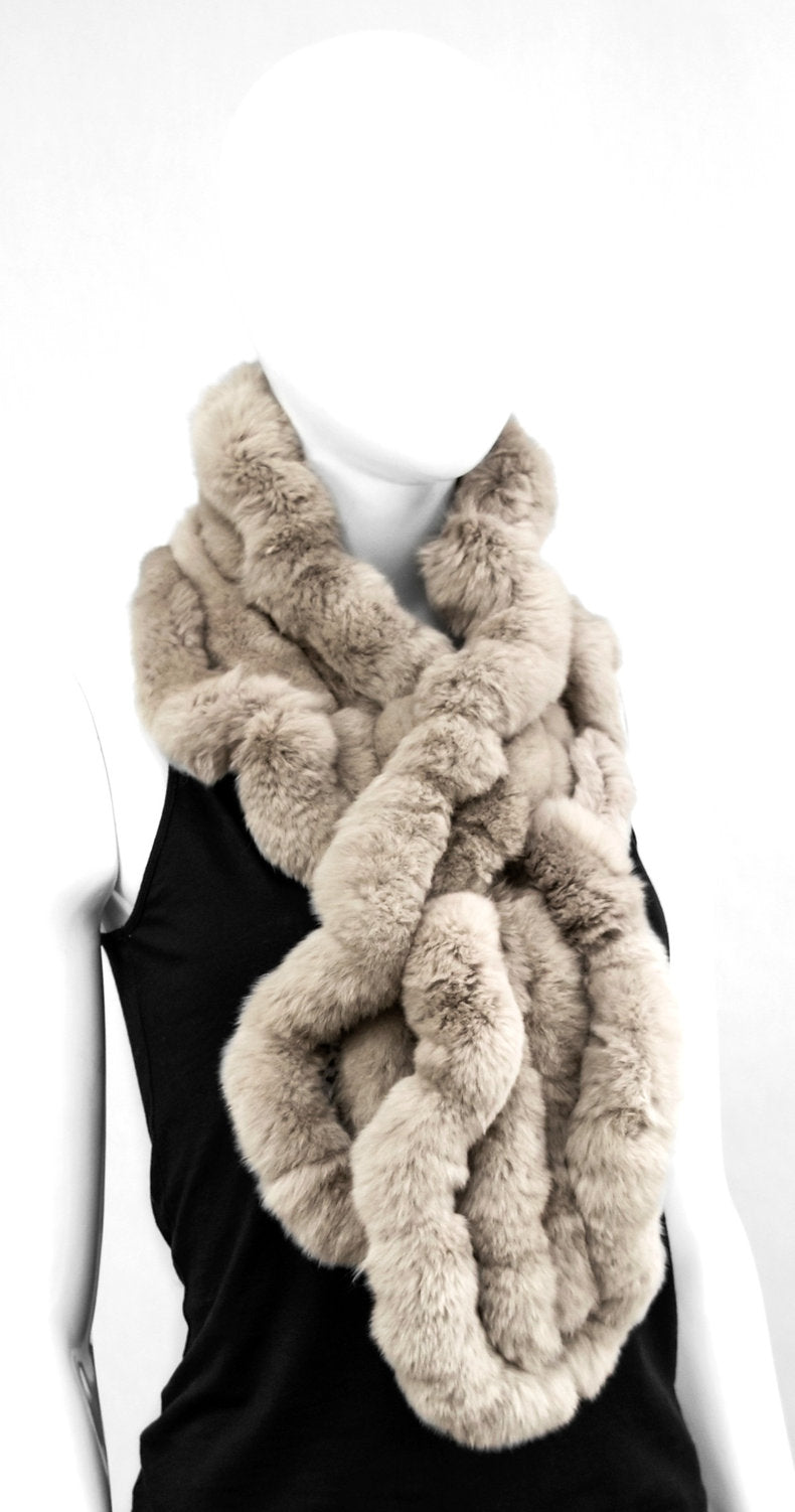Ruffled Rabbit Scarf