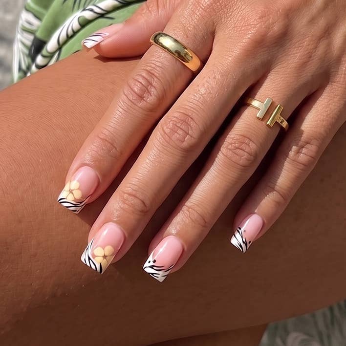 Summer Beach Blue Fake Nails-3D Starfish Shell French Design: Dotted Overalls