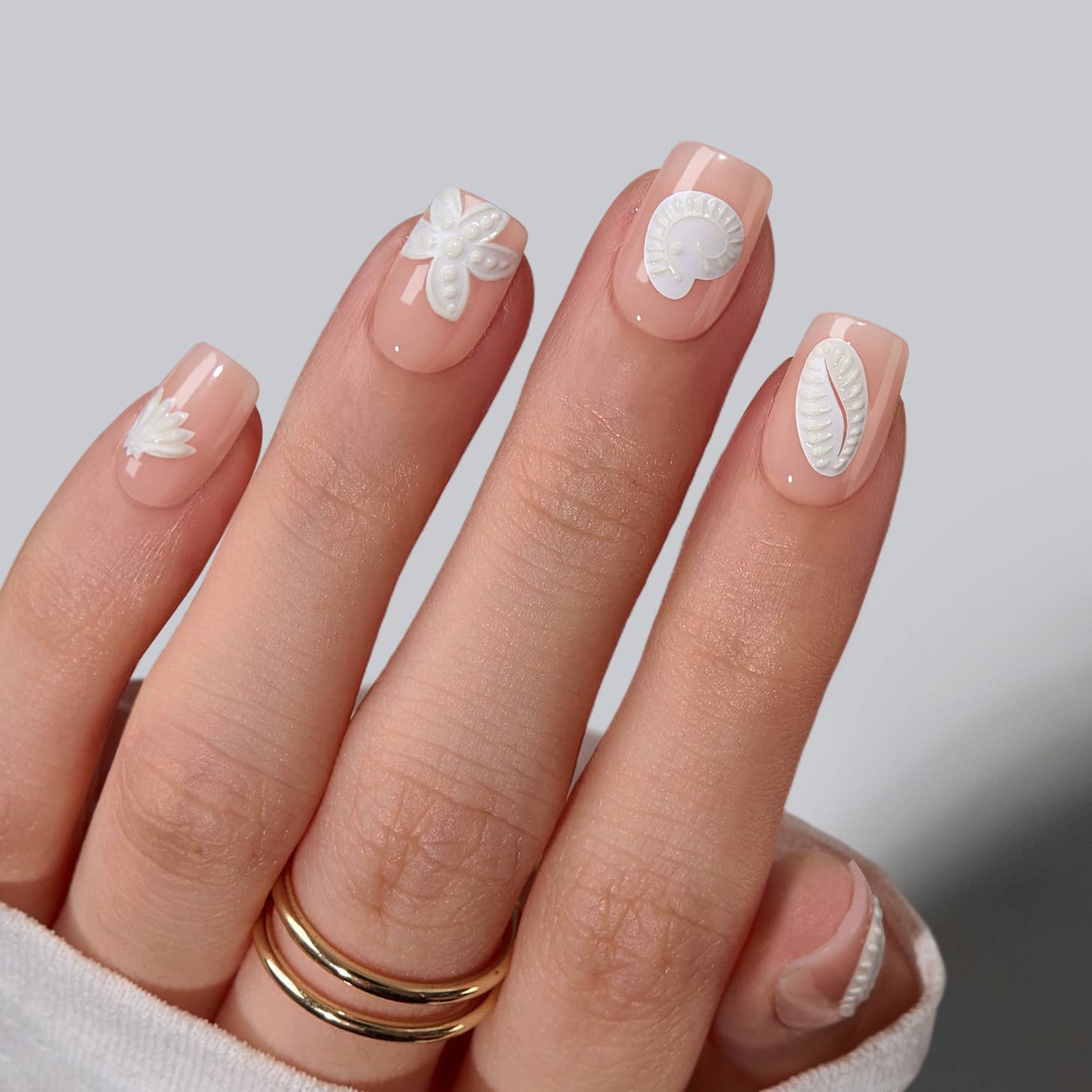 Summer Beach Blue Fake Nails-3D Starfish Shell French Design: Dotted Overalls