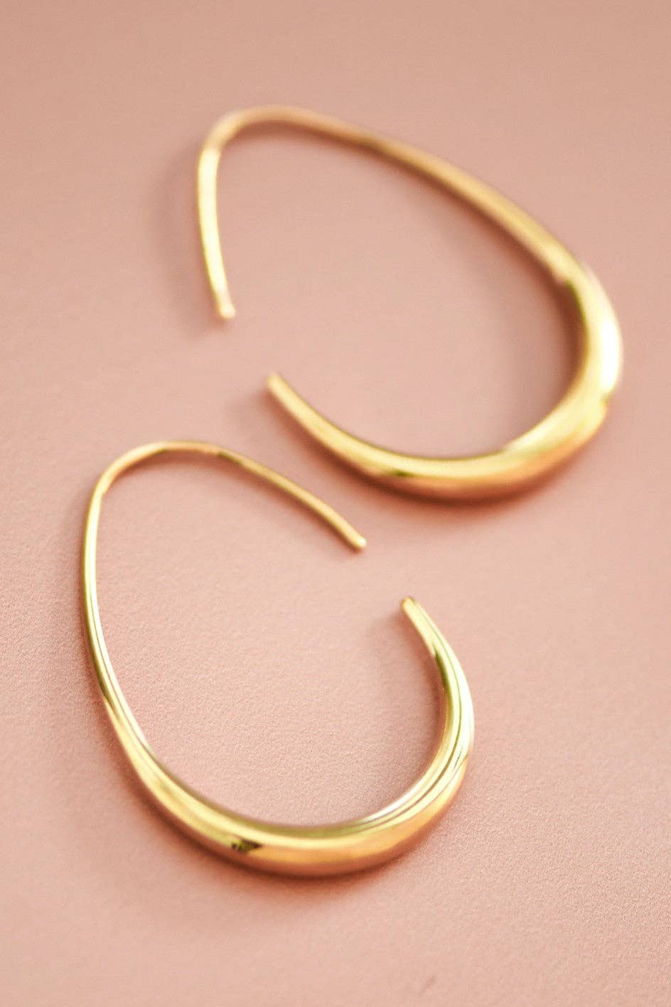 Minimalist Hoops