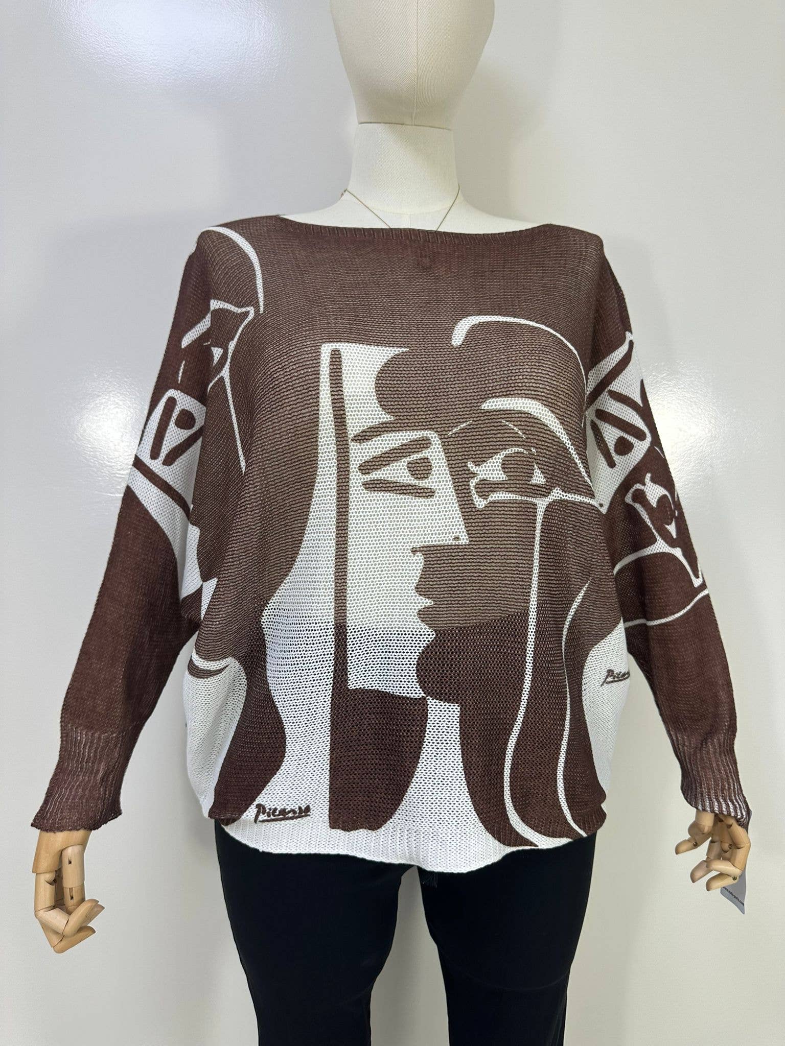 Brown Picasso Face Round Knit Printed Sweater LOOWIE