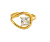 Gold Ring w. Crystal