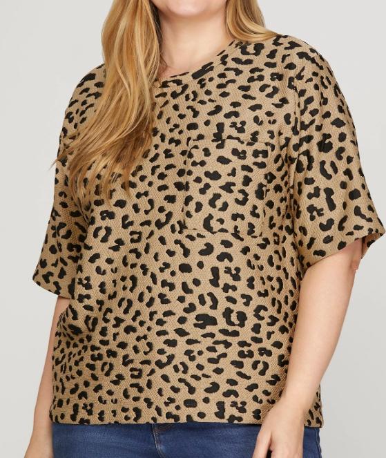 Textured Leopard Print Top (Plus)