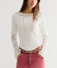 Amber Lace Cuff