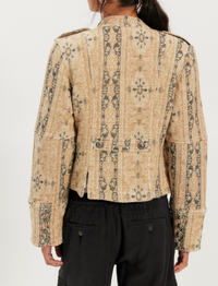 Lotty Jacquard