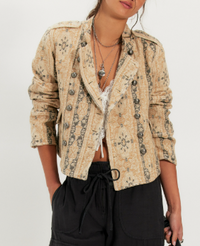 Lotty Jacquard