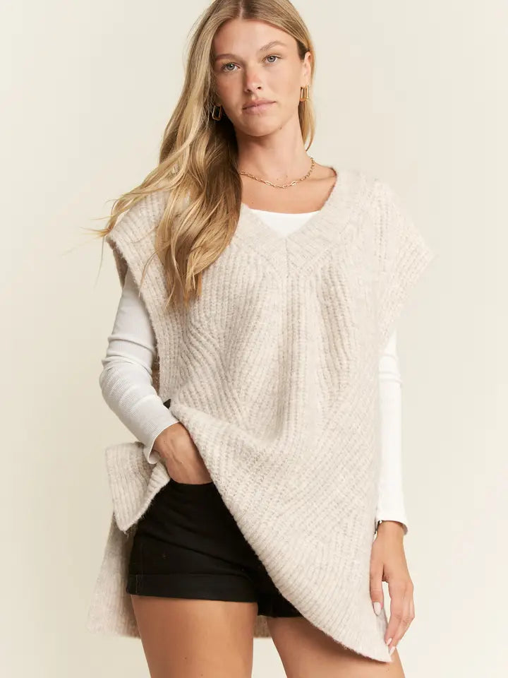 Buckled Oversize Sweater Vest