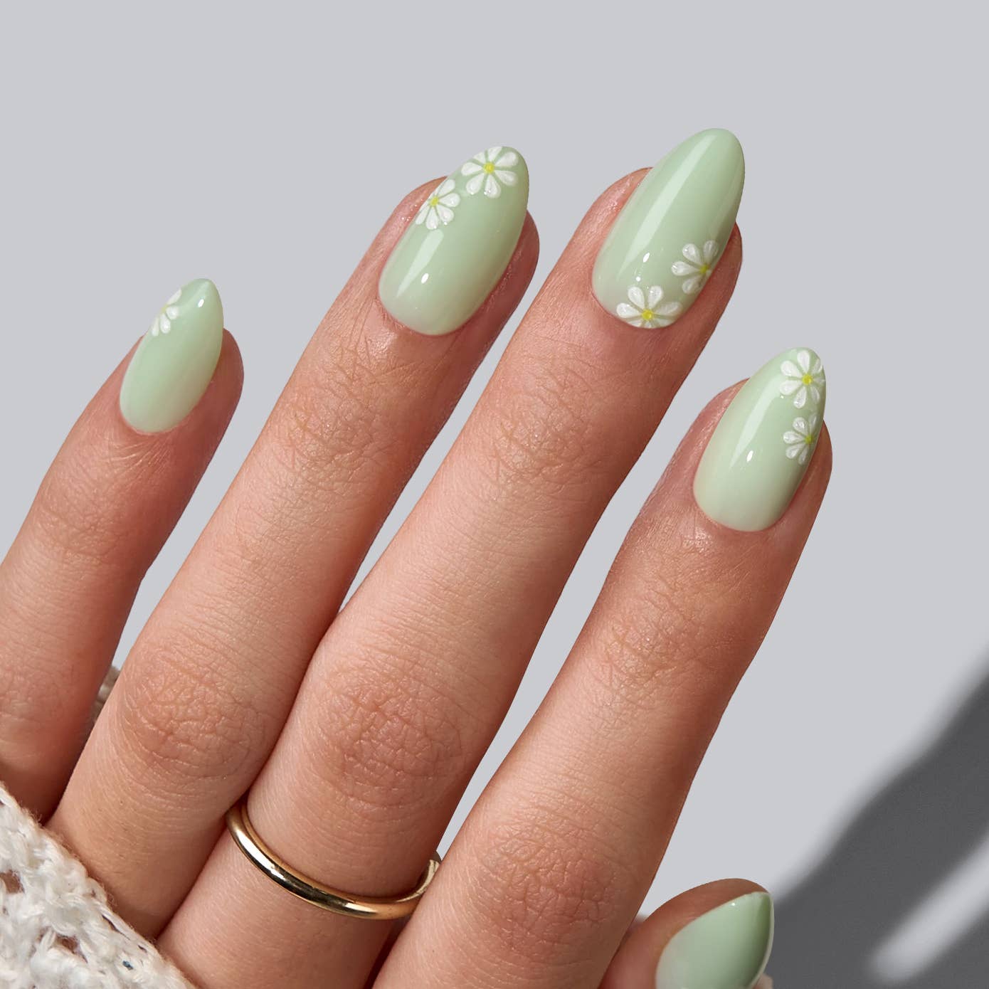 Yellow French Press On Nails - Short Square Nails Wholesale: Meadow Daisy