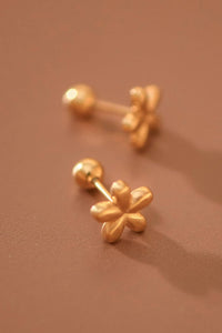 Gold Flower Posts