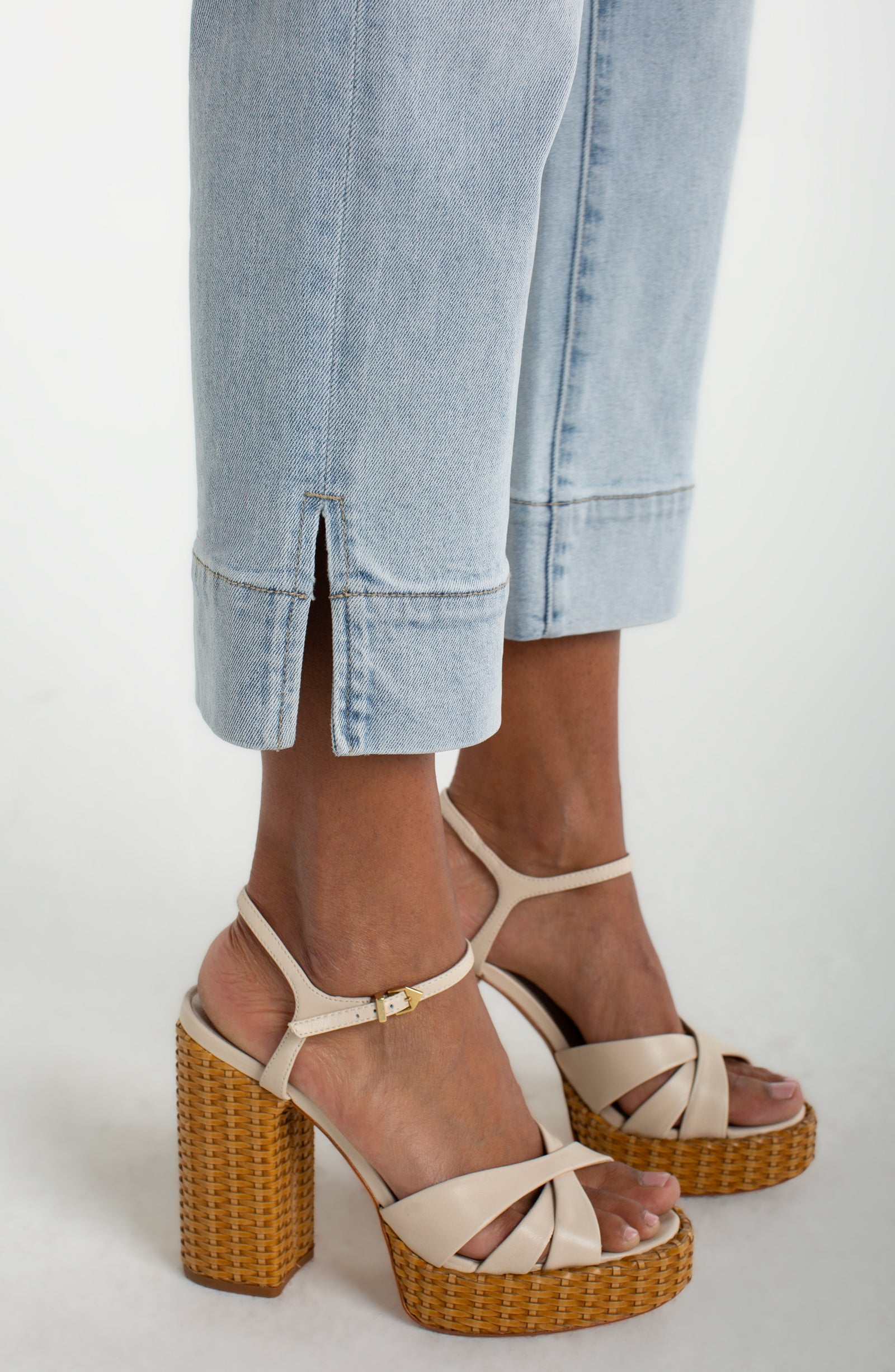 Kennedy Crop Straight with side slit