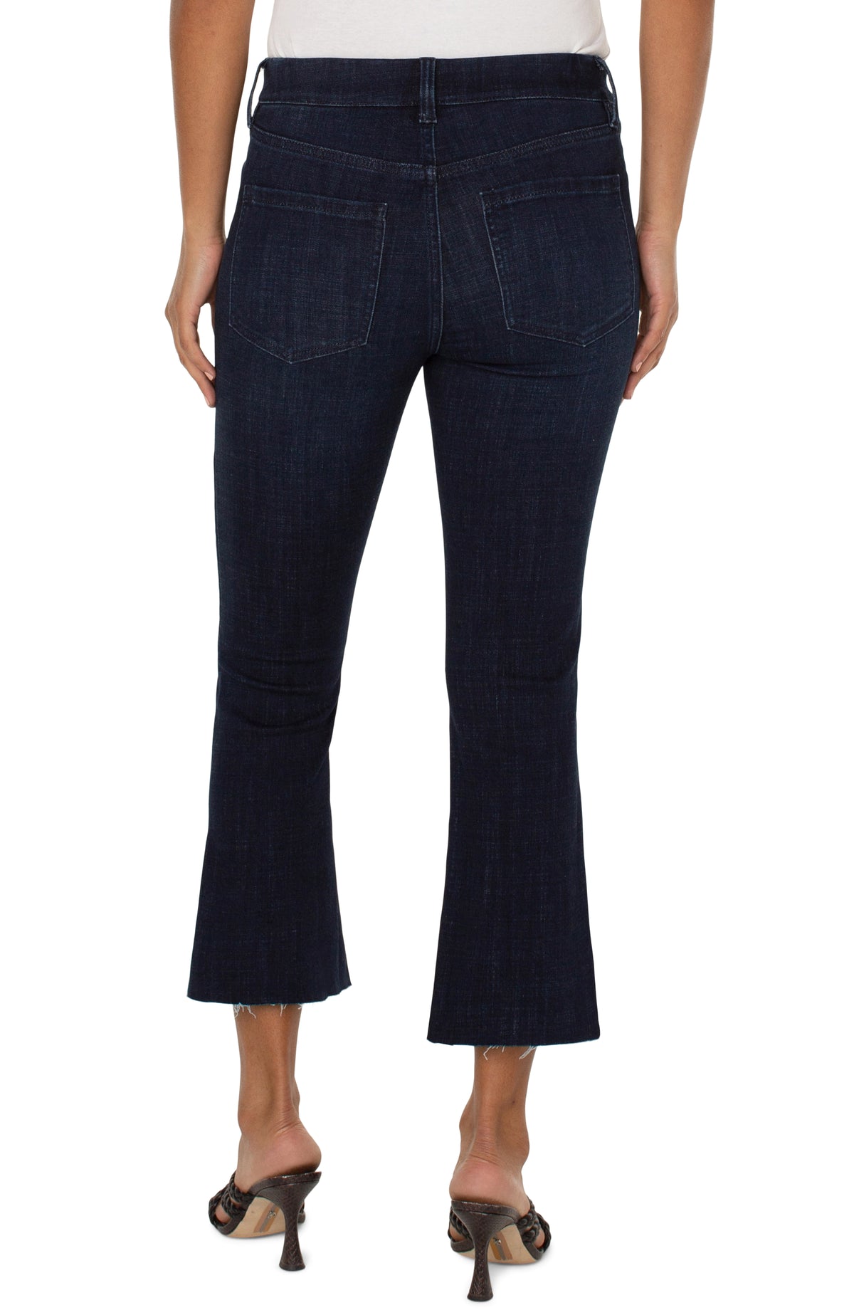 Gia Glider Twisted Seam with Slit