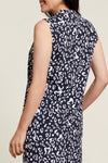 PERFORMANCE V-NECK MANDARIN COLLAR TOP