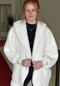 Fluffy Nordic Beachwear